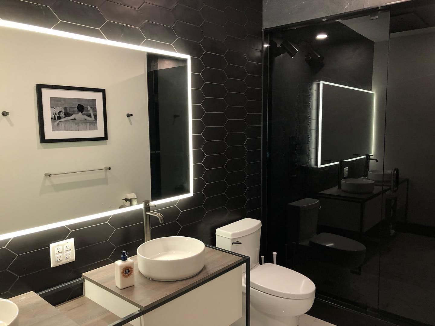 Bathroom Renovations in Toronto by Diamond Tiling