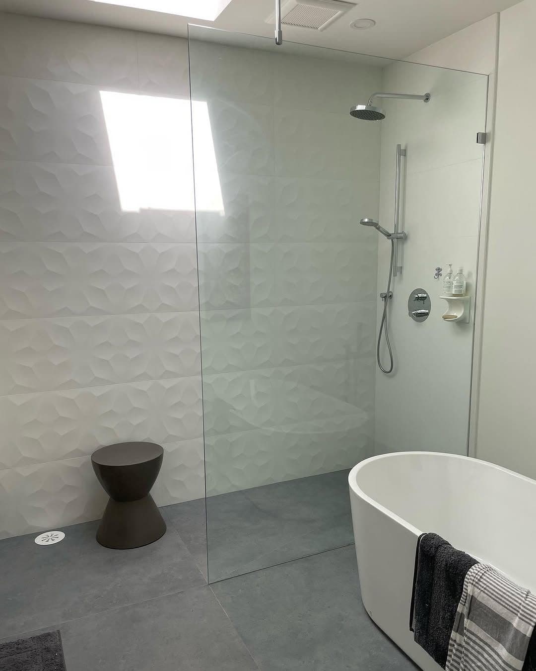 Porcelain Slab Curbless Shower — Bathrooms in Toronto, ON