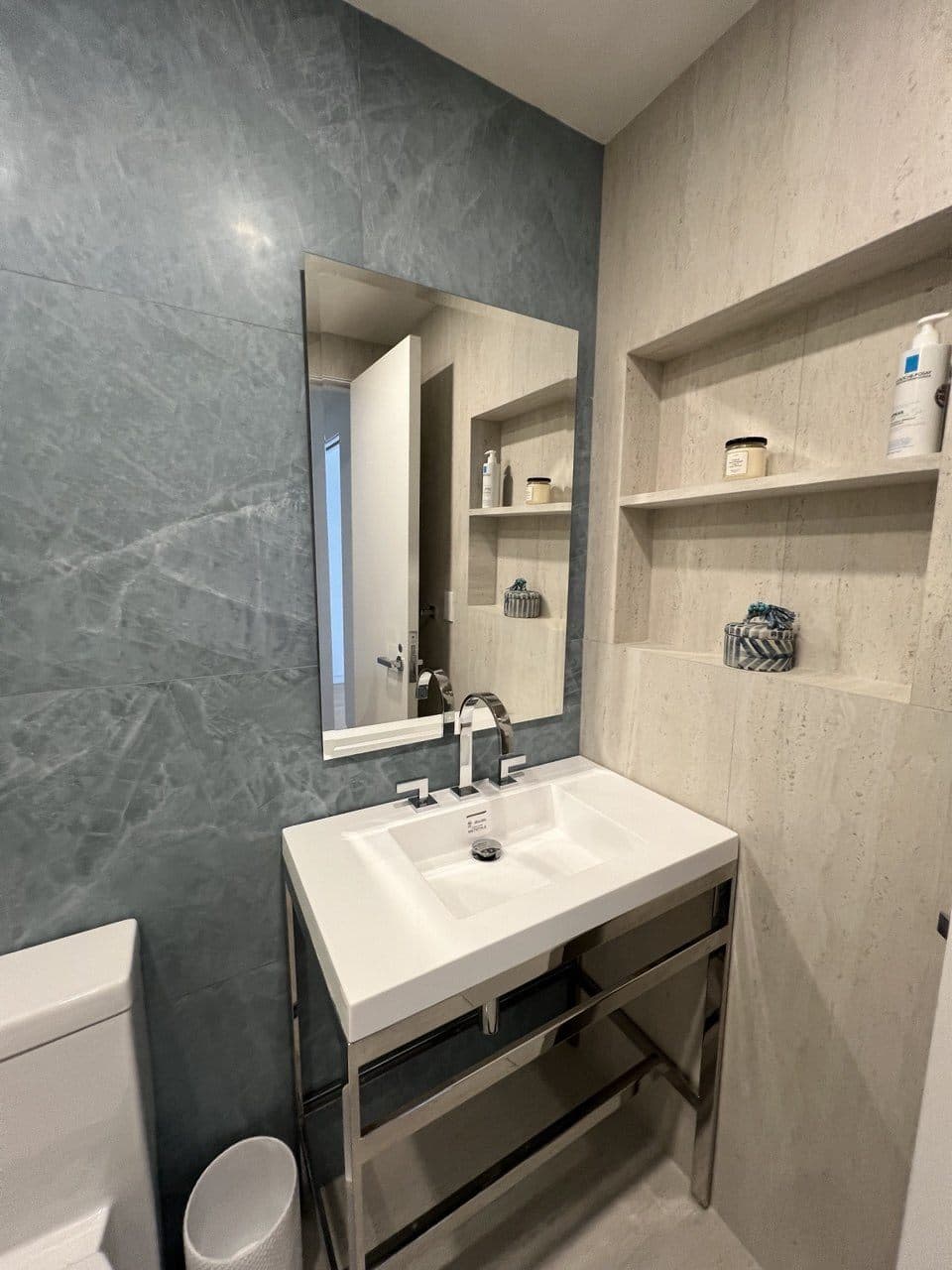 Travertine & Porcelain Bathroom — detail 1 by Diamond Tiling