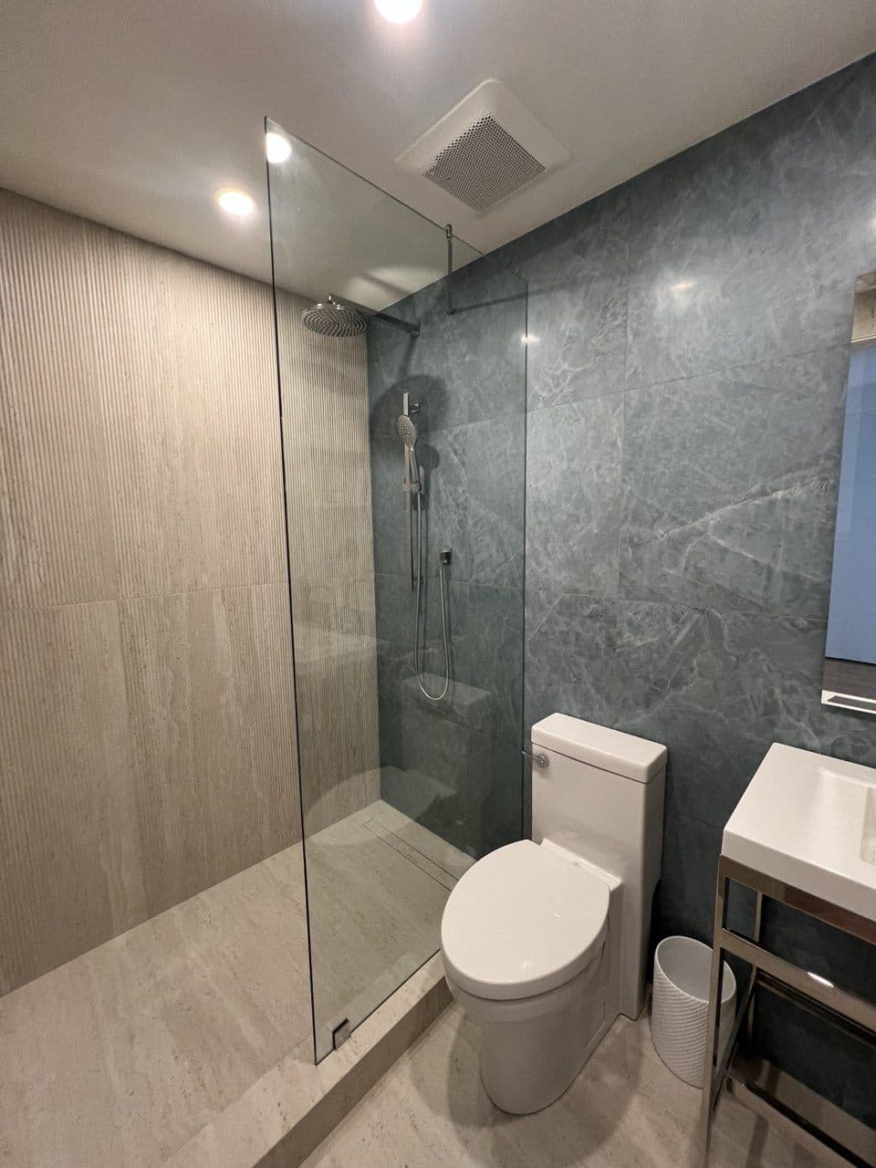 Large Format Tile Installation by Diamond Tiling in Toronto & the GTA